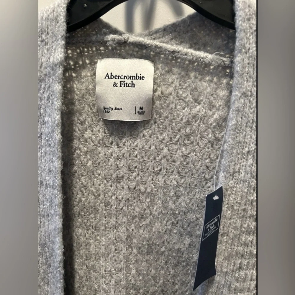 Abercrombie & Fitch Knit Open Front Cardigan M NWT